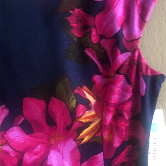 Wisp Elegant Floral Midi Dress in Navy and Fuchsia - Picture 3 of 9